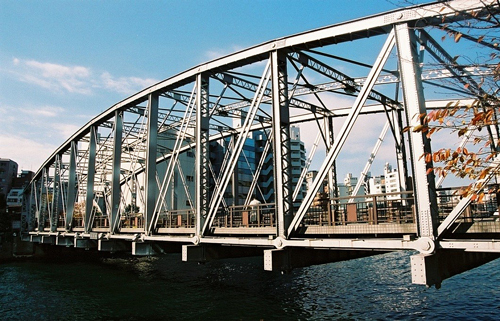 画像：写真１　南高橋（右岸より橋梁正面撮影）