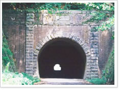 旧津奈木隧道