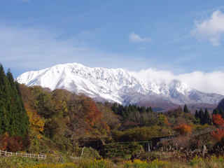 白水川床固群