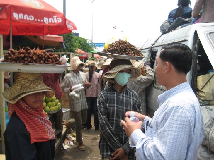 Interview to Local Seller at the Ferry Terminal