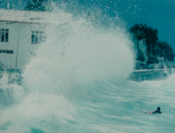 Wave Splashes over the Wall on East Coast in 1991