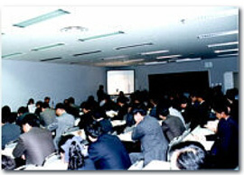 研究・調査成果発表イメージ