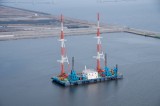 平成27年度 環境賞IIグループ沈下促進工法による東京港新海面処分場Cブロックの延命化事業 ドレーン打設状況