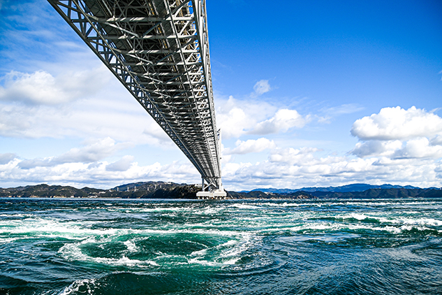 『大渦と夢の架け橋』の写真