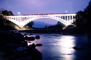 晩翠橋