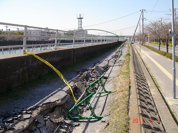 浦安境川護岸1