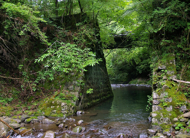 木頭出原谷の鉄砲堰