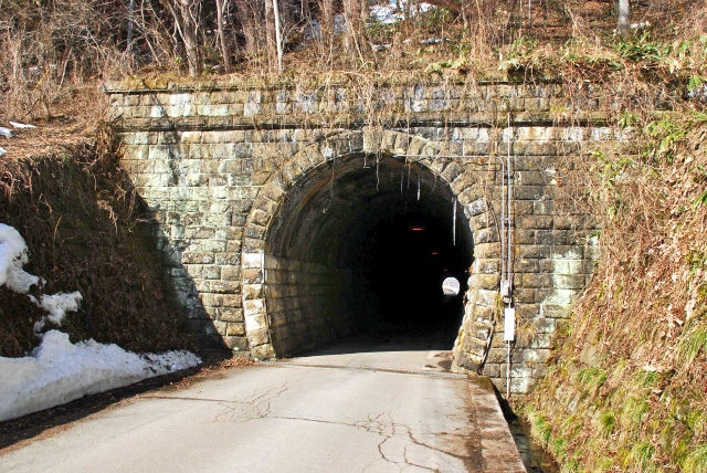 信越本線トンネル群　−大廻隧道、戸草隧道、坂口新田隧道