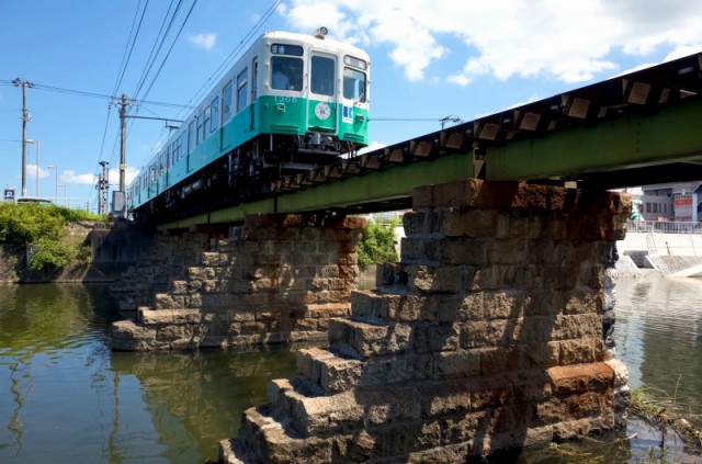 新川橋梁