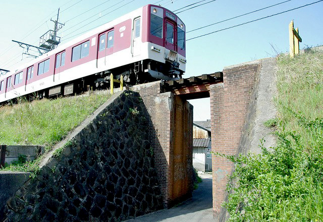 近鉄道明寺線鉄道構造物群