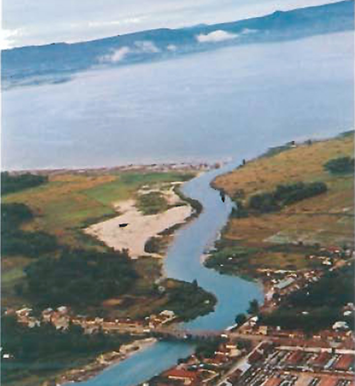 Photo 2: Outlet of Lake Toba to the Asahan River