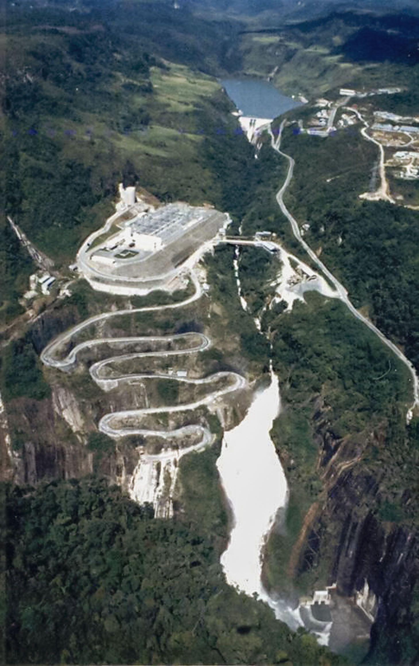 Photo 4: Panoramic View of Power Plant No. 1 (Siguragura Dam)