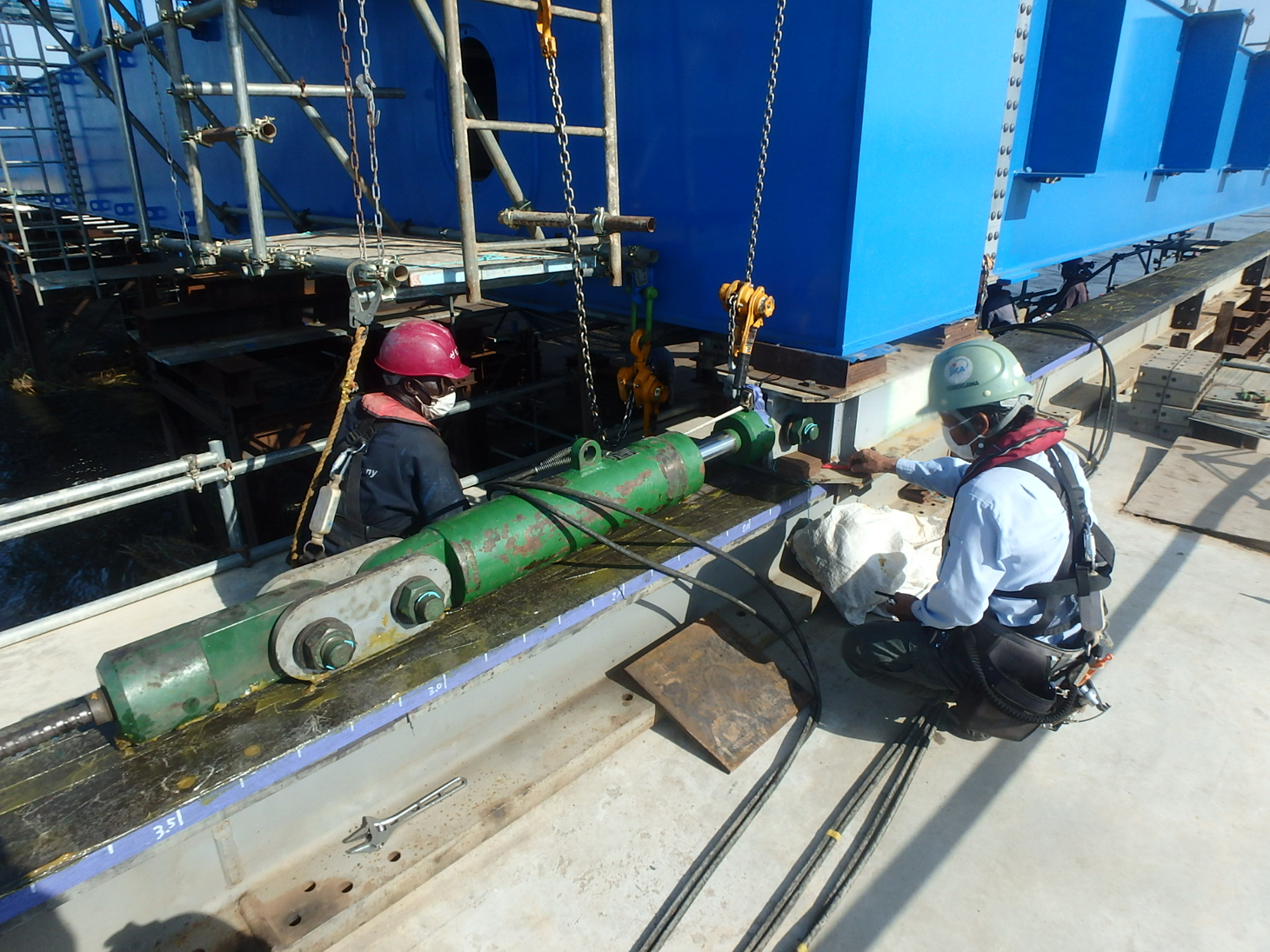 Photo 14: Lateral Transfer of Langer Bridge