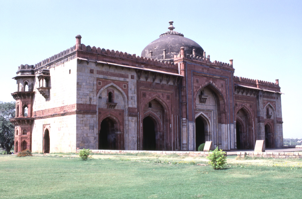 インド キラーイ・クナ・モスク