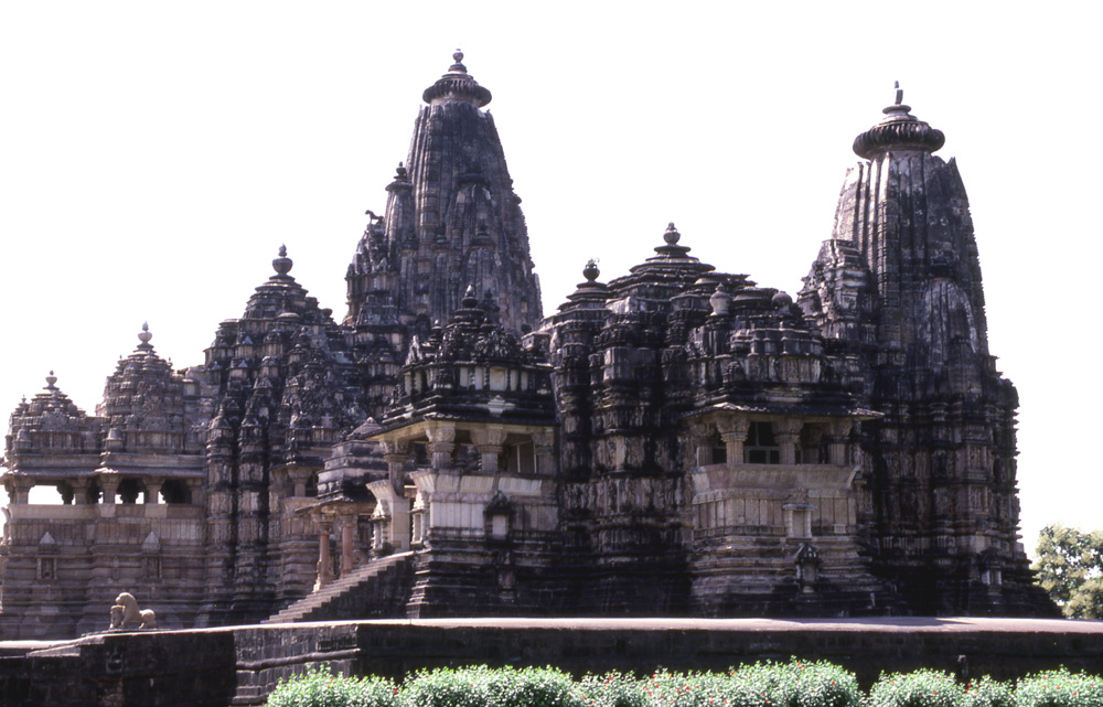 インド ジャガダンビー寺院