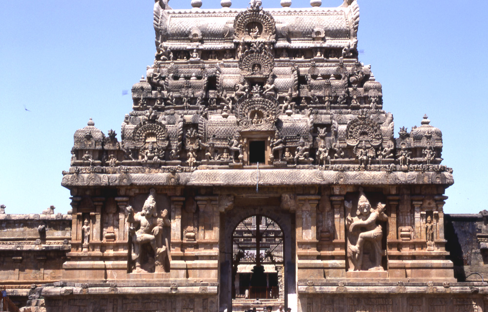 インド ブリハディーシュワラ寺院
