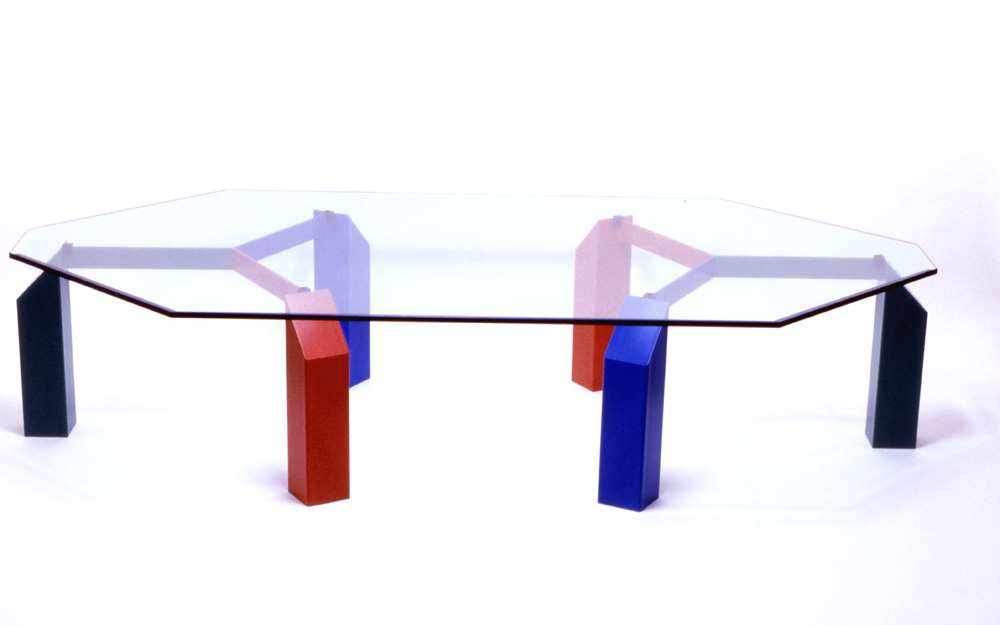 デザイン制作 ガラスのテーブル