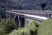 ポゲトネ・ペコラ・ヴェッキア橋 / イタリア / アテニー山脈