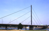 オーバーカッセル橋 / ドイツ / デュッセルドルフ