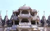 アーディナータ寺院 / インド / ラーナクプル