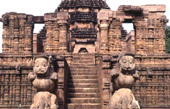 スーリヤ寺院 / インド / コナーラク
