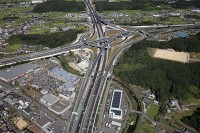 令和元年度年度技術賞Iグループ  <br>大都市間のネットワーク強化に向けて−新名神高速道路 神戸ジャンクションの建設−