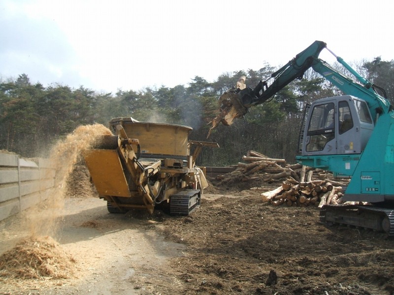 木材チップ塩成土壌改良工法による東日本大震災塩害農地再生プロジェクト